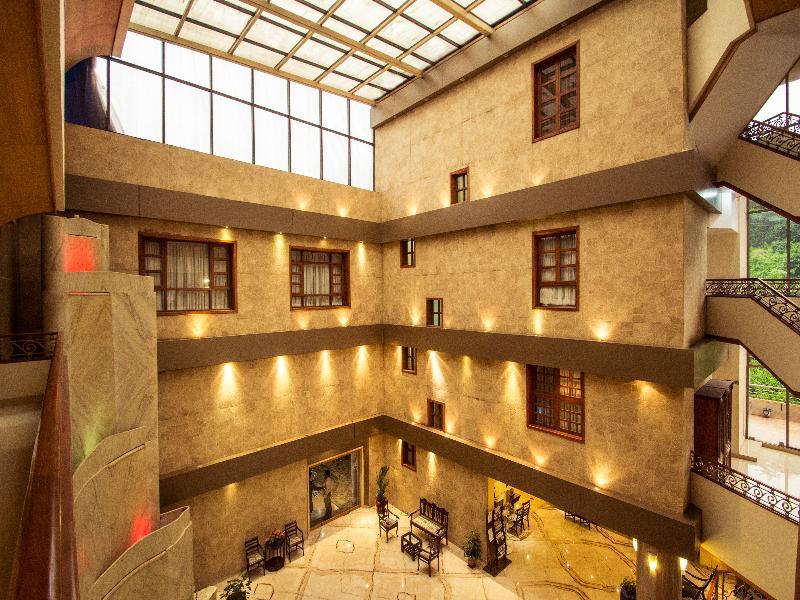 Chances Resort And Casino An Indy Resort Panaji Exterior foto
