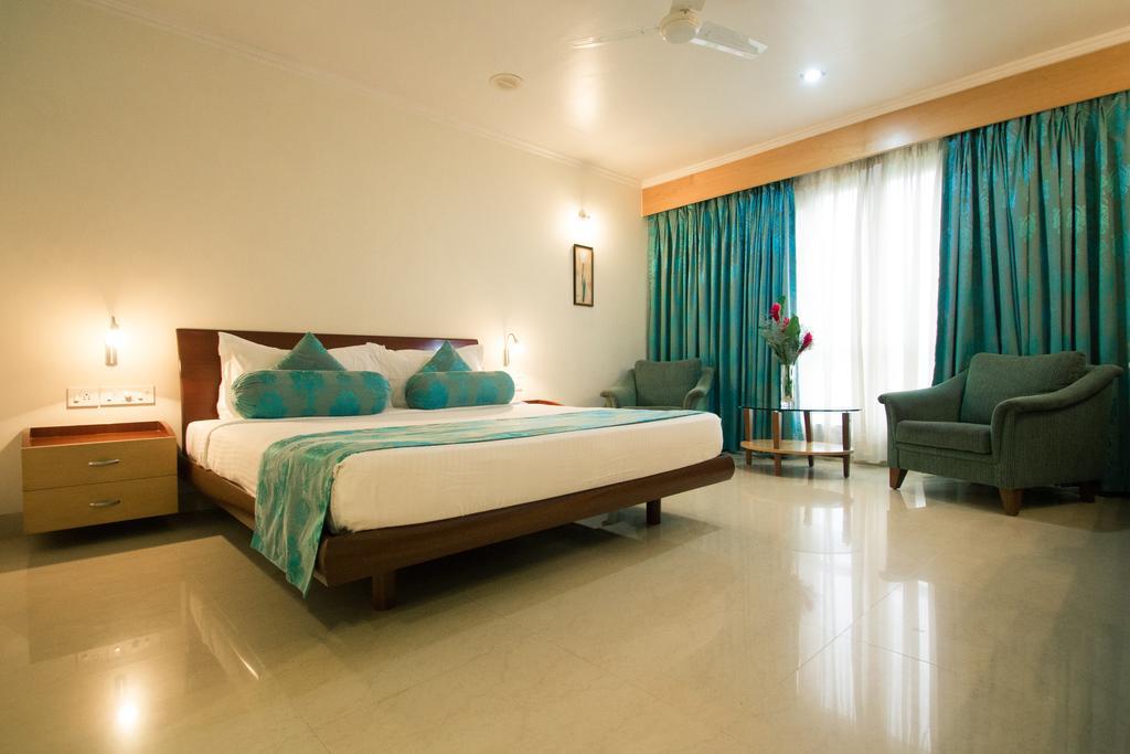 Chances Resort And Casino An Indy Resort Panaji Exterior foto