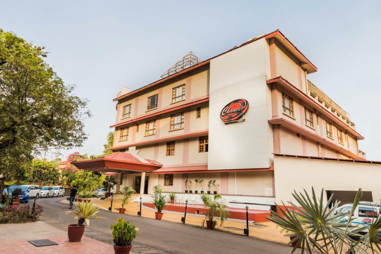 Chances Resort And Casino An Indy Resort Panaji Exterior foto